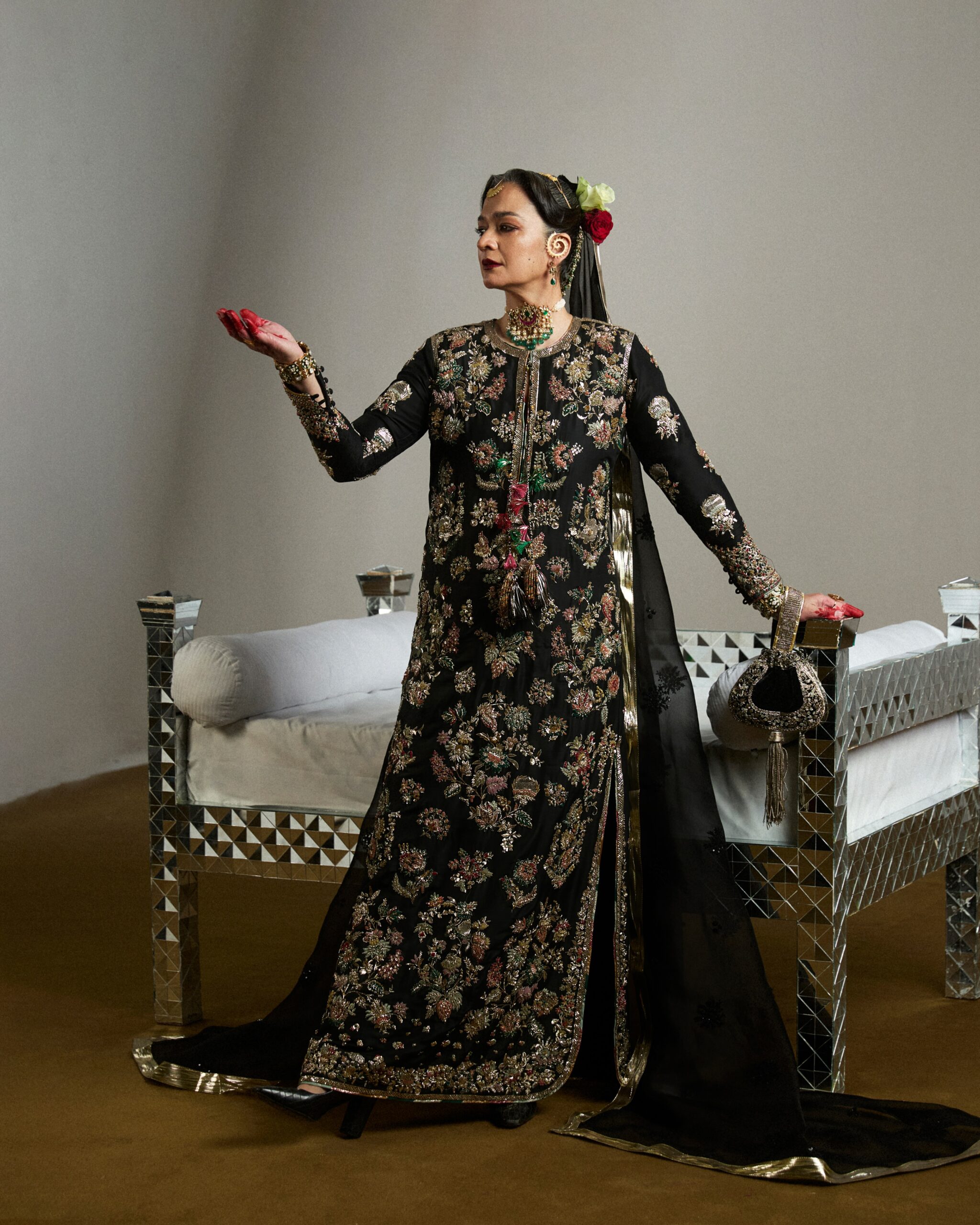 Luxury black velvet doshala